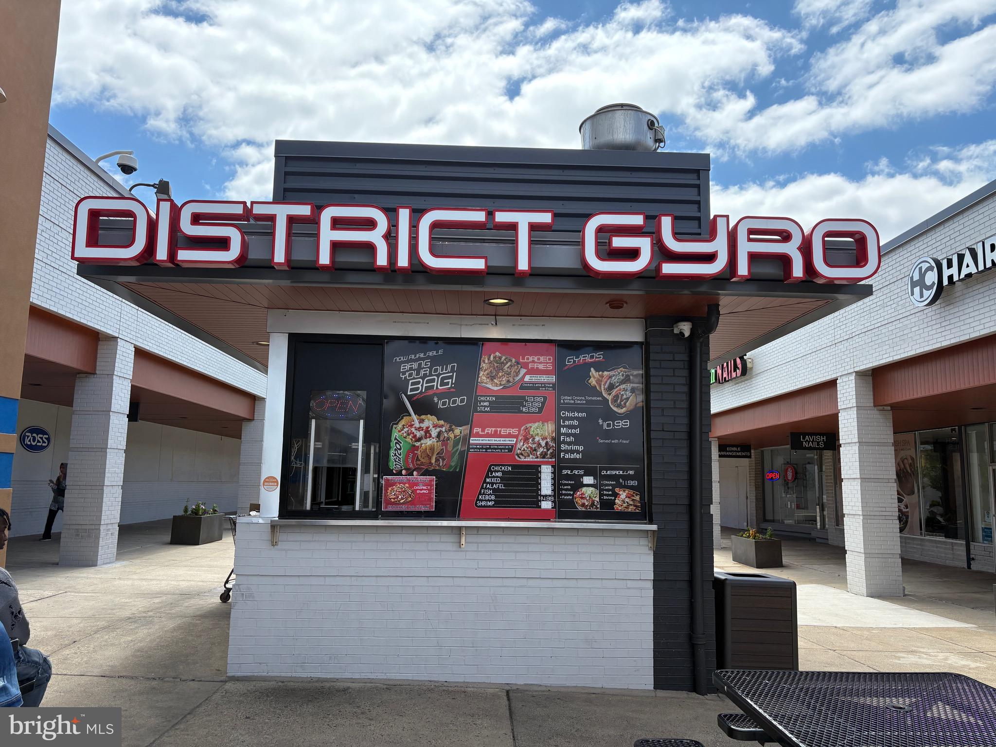 CONFIDENTIAL! High traffic mall location. District Gyro Kiosk. Fully equipped, turn-key operating business. Business for sale only. No Real Estate being sold. Asking $110,000 for the business, Real estate rents for $3400/month plus CAM.