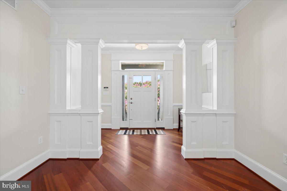 109 BAYSIDE DRIVE