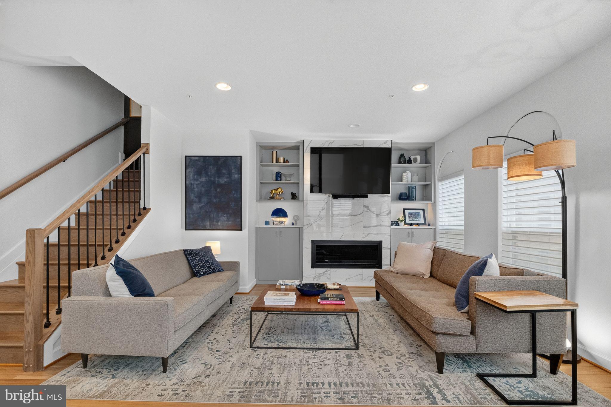 POTOMAC OVERLOOK CONDO - Residential