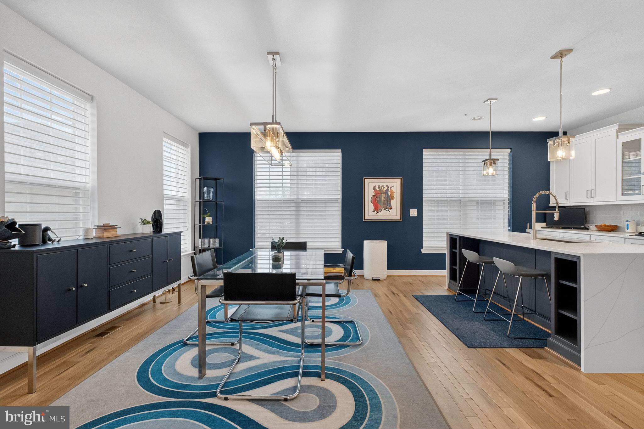 POTOMAC OVERLOOK CONDO - Residential