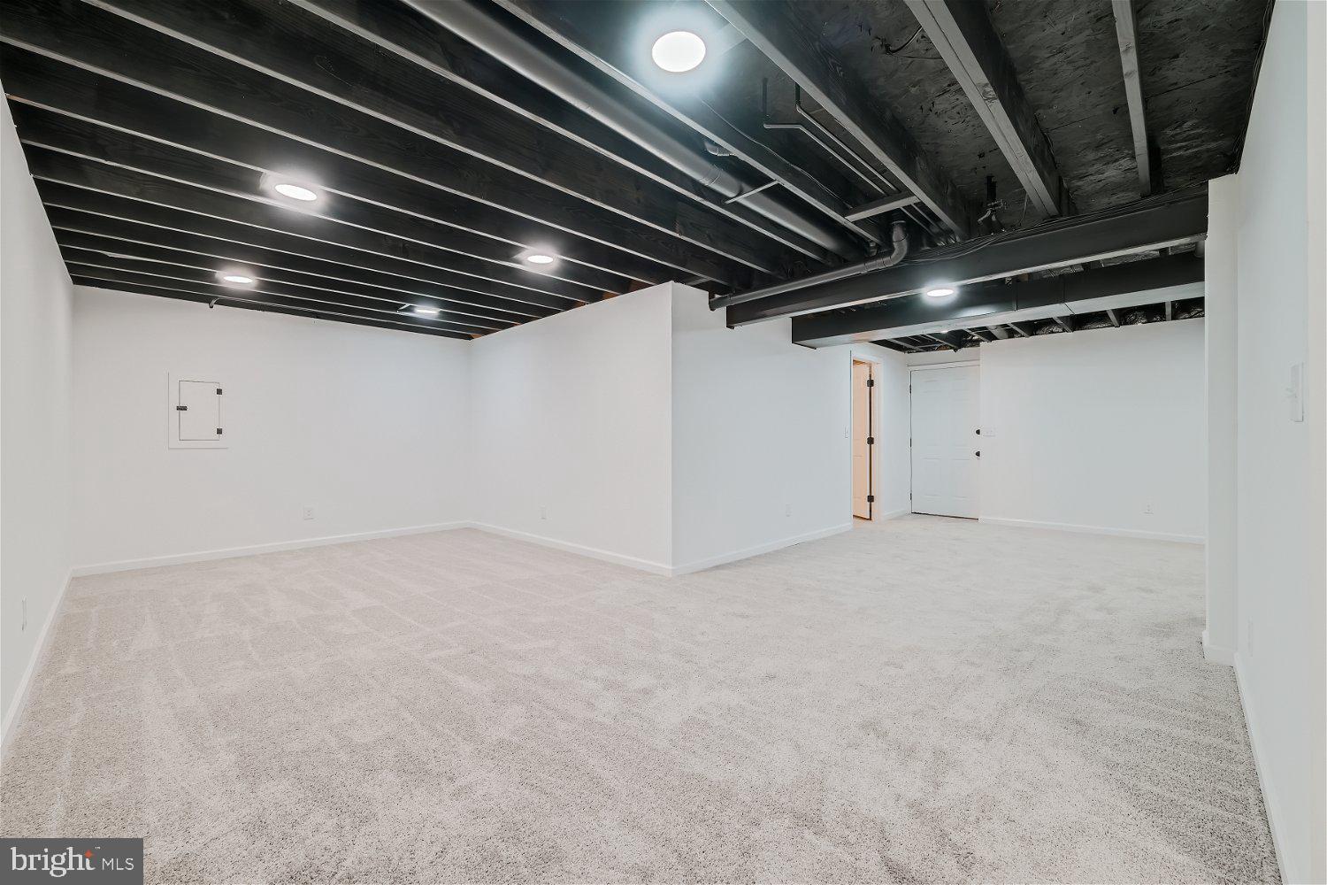 VILLAGE OF BYNUM RUN - Residential