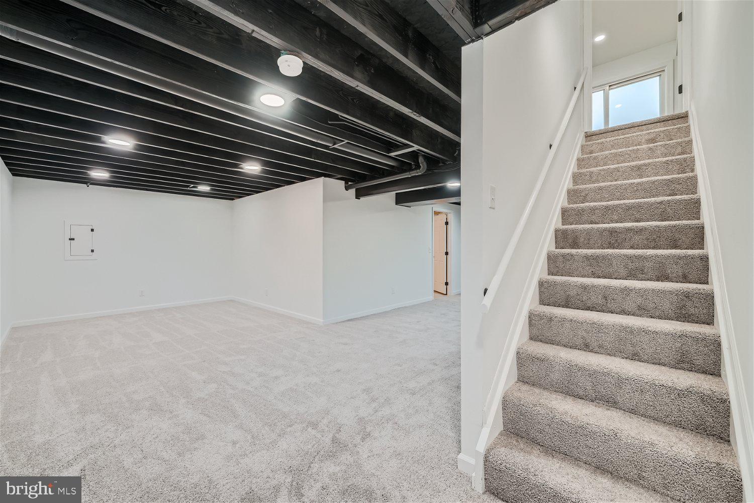 VILLAGE OF BYNUM RUN - Residential