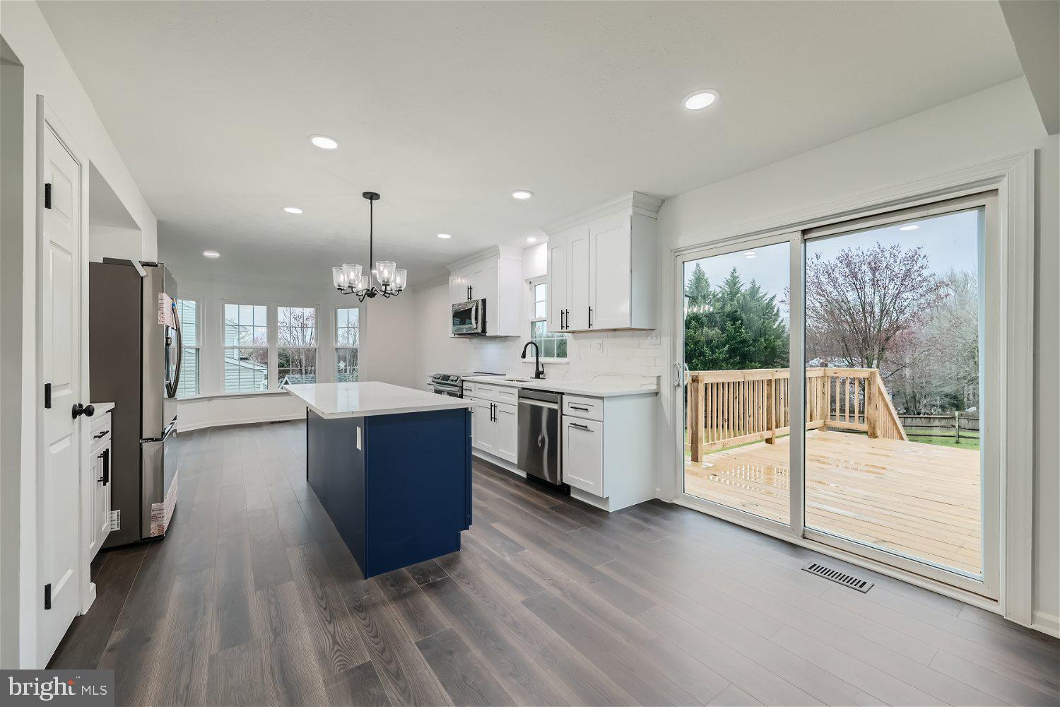 VILLAGE OF BYNUM RUN - Residential