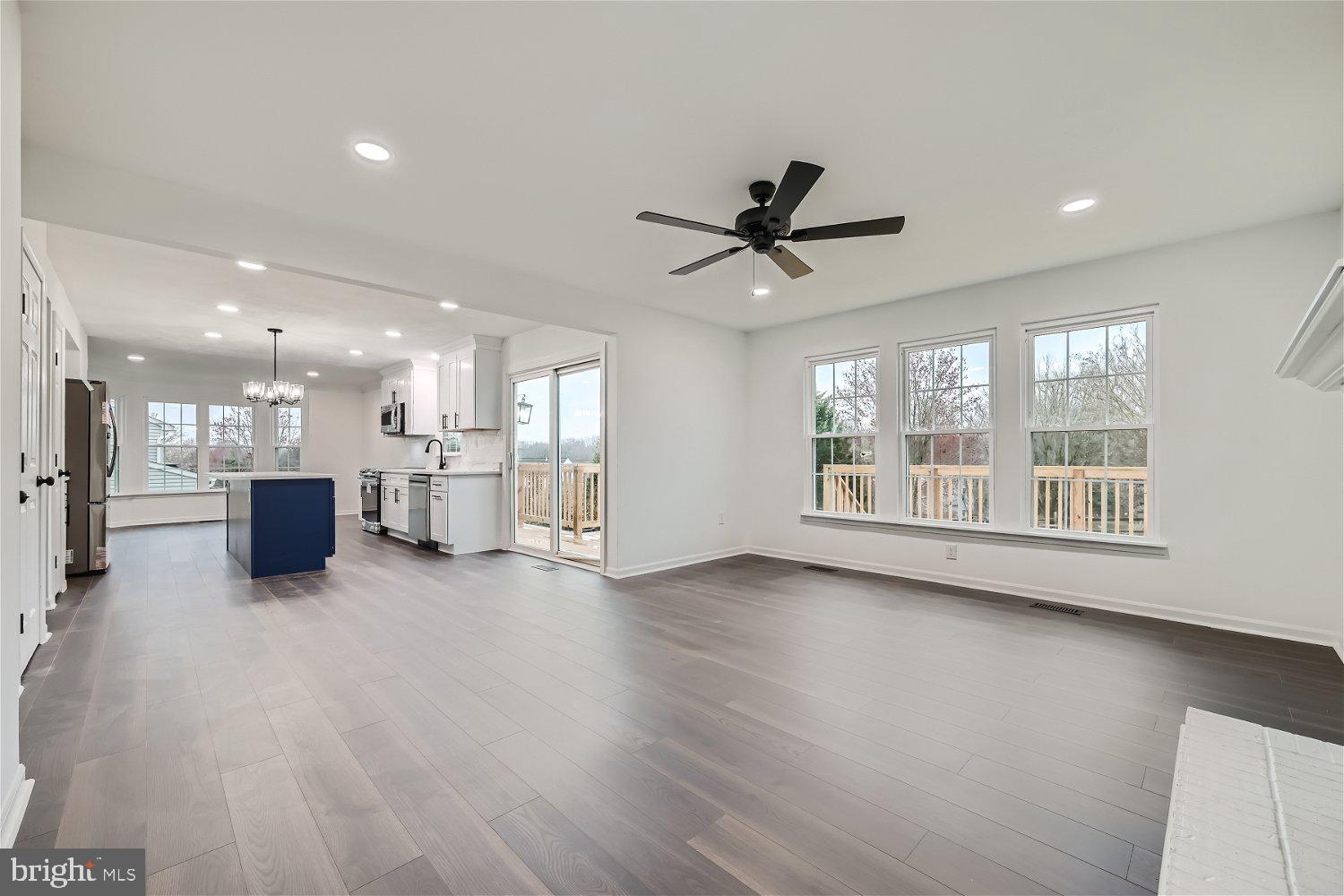 VILLAGE OF BYNUM RUN - Residential