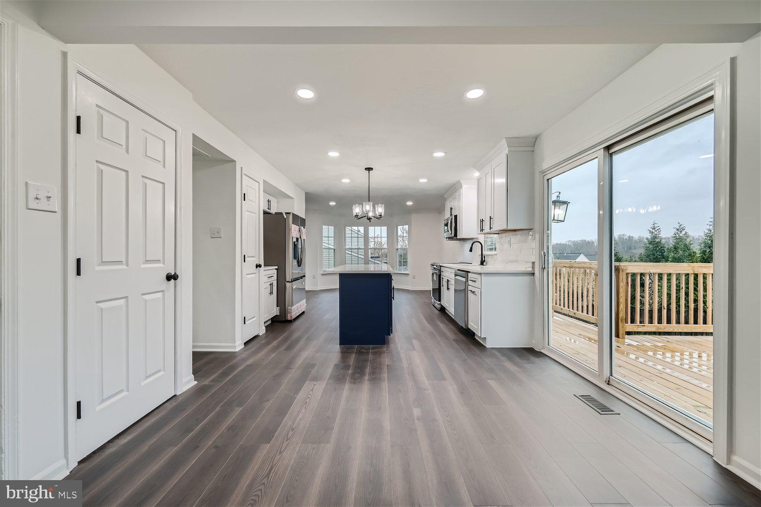 VILLAGE OF BYNUM RUN - Residential