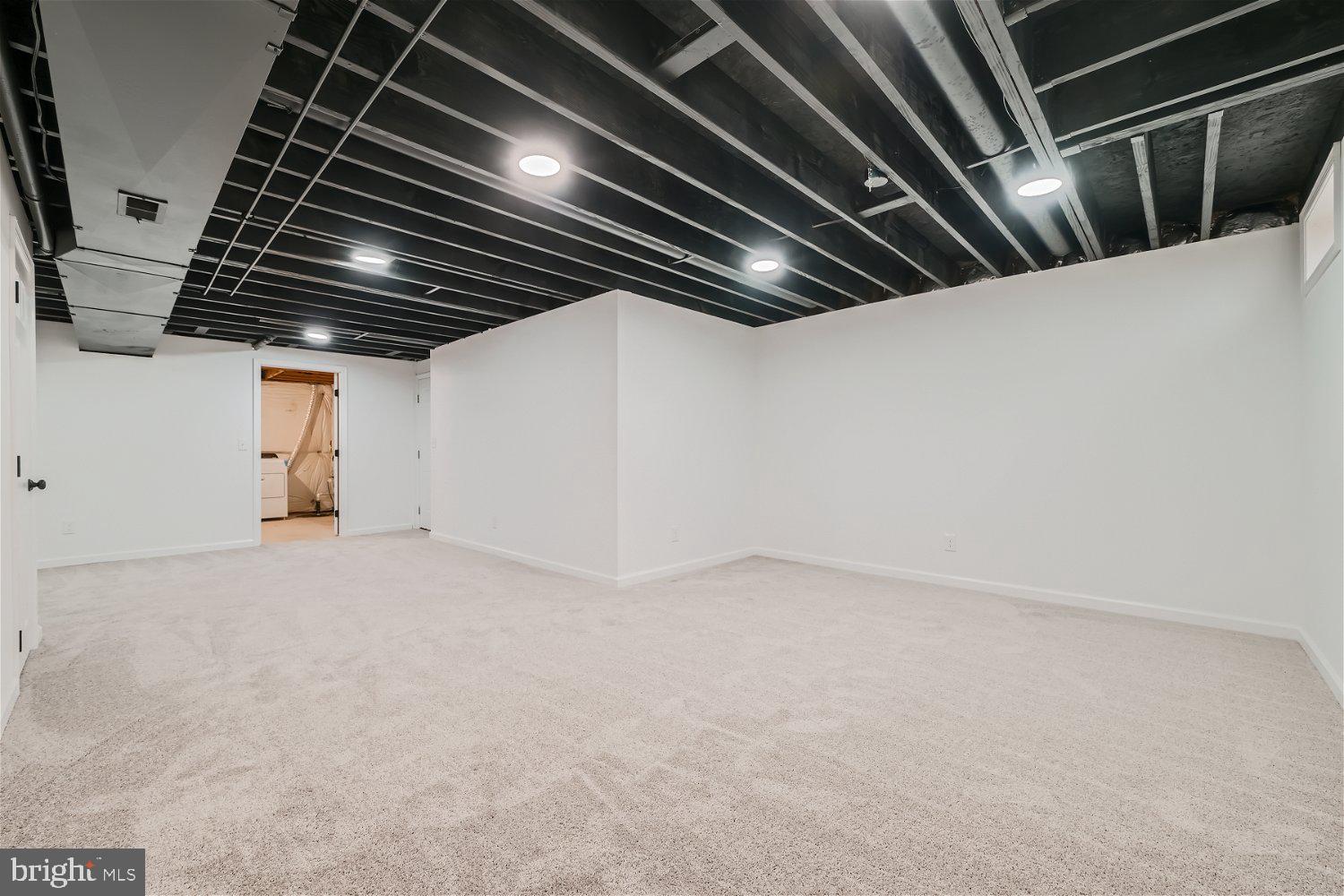 VILLAGE OF BYNUM RUN - Residential