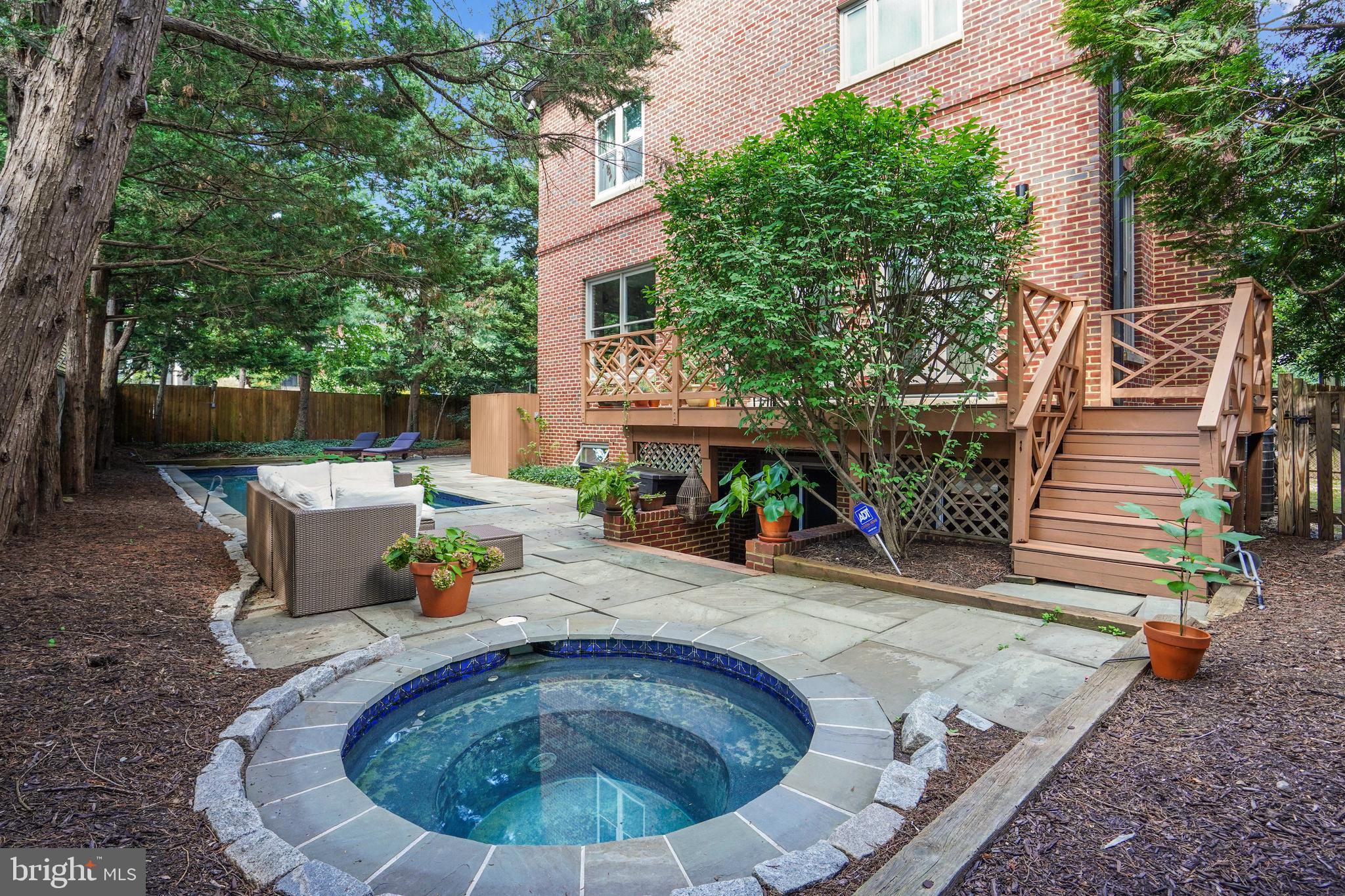 5430 CHEVY CHASE PARKWAY NW