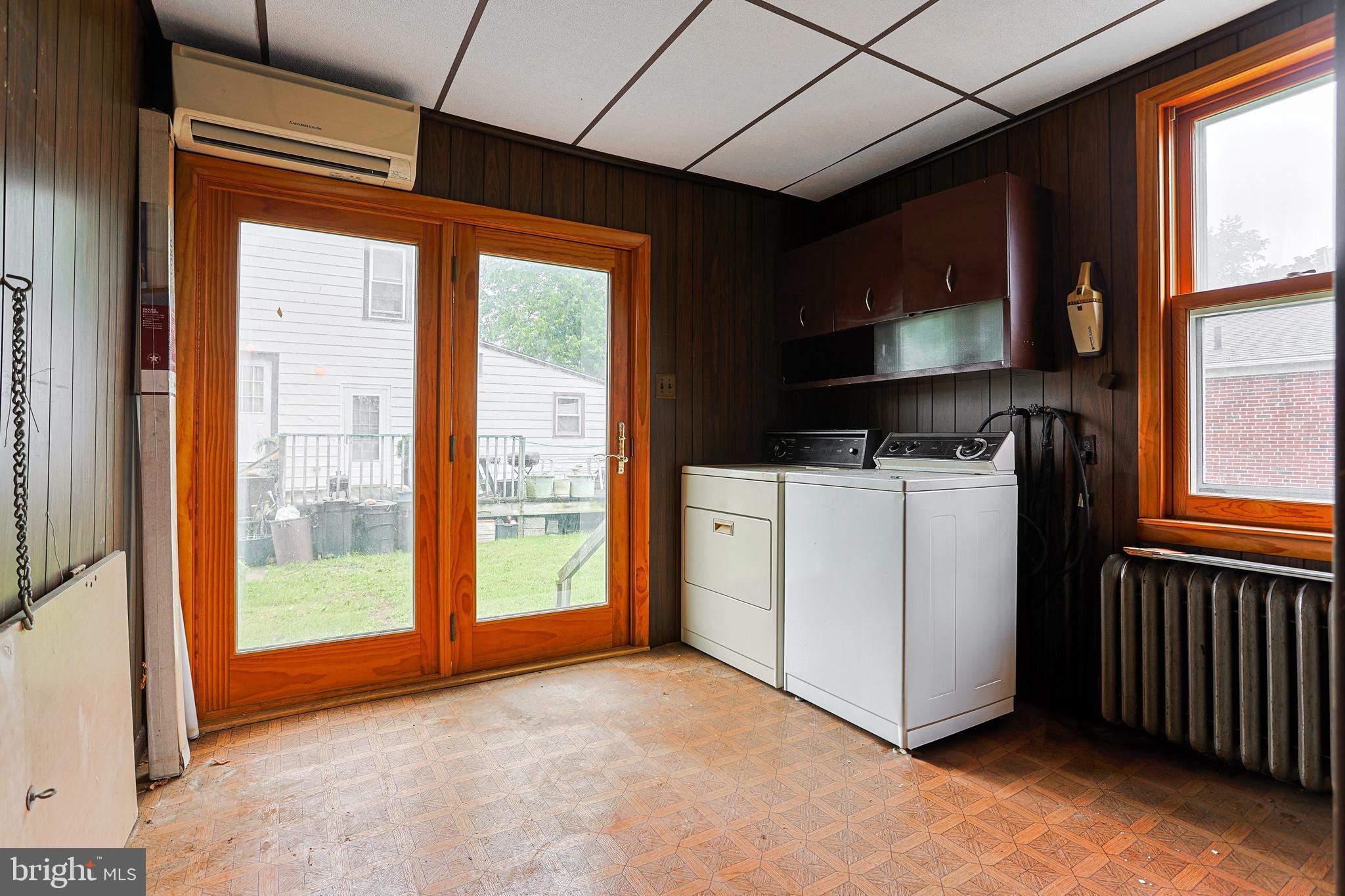 LESTER - Residential