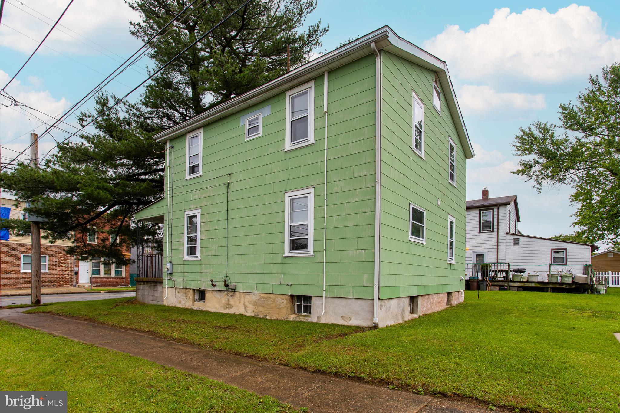 LESTER - Residential
