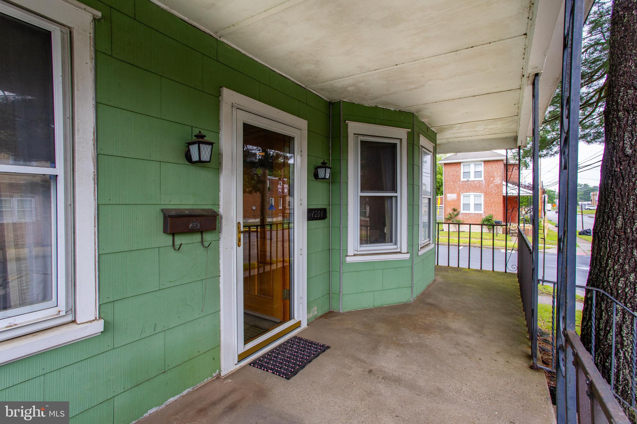 LESTER - Residential