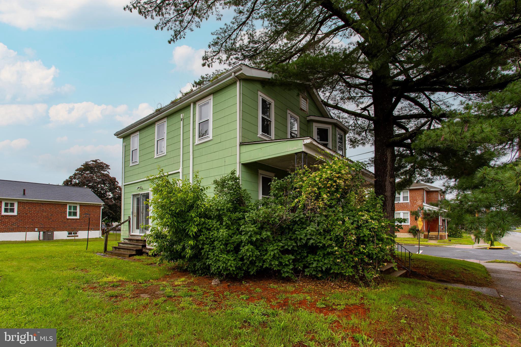 LESTER - Residential
