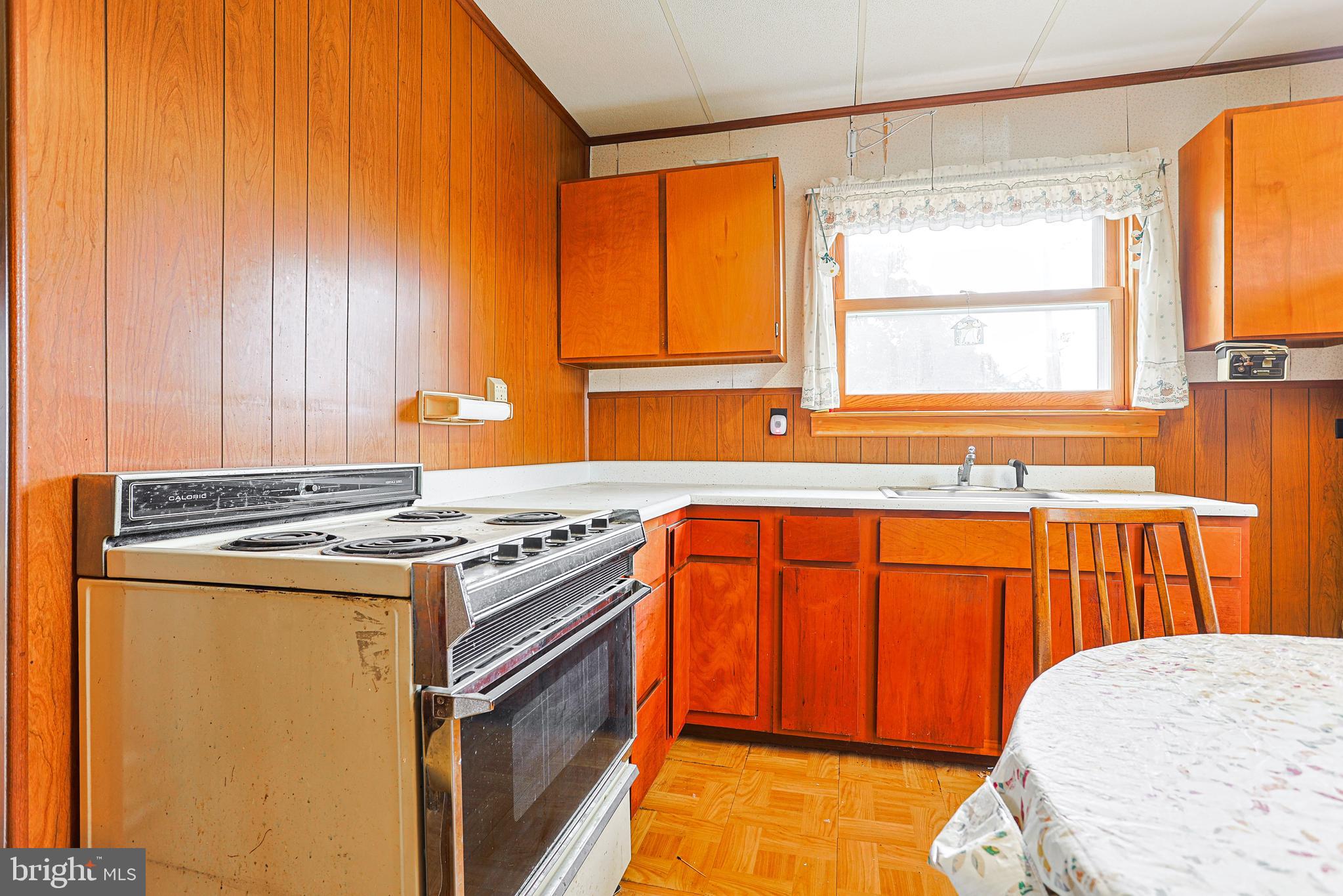 LESTER - Residential