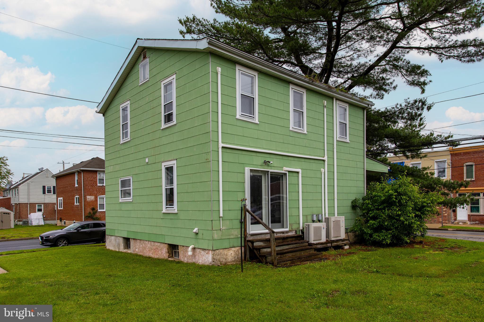 LESTER - Residential
