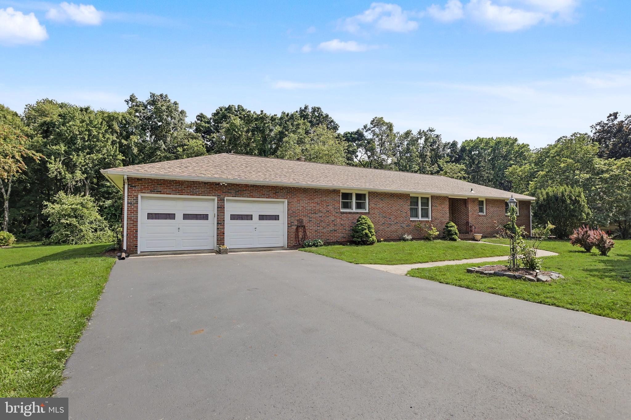 2048 BUSTLETON ROAD