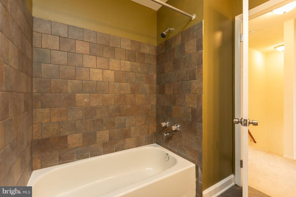 TURF VALLEY - Residential