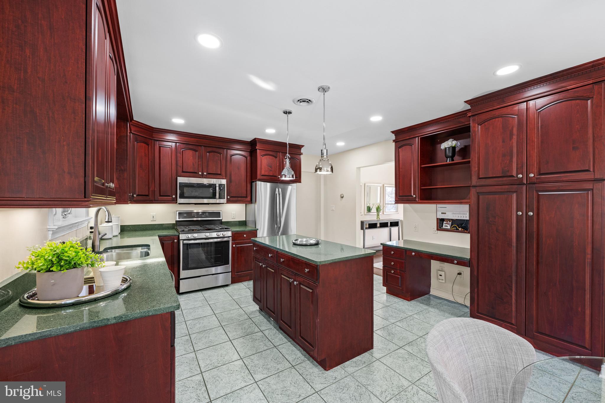 OLNEY ACRES - Residential