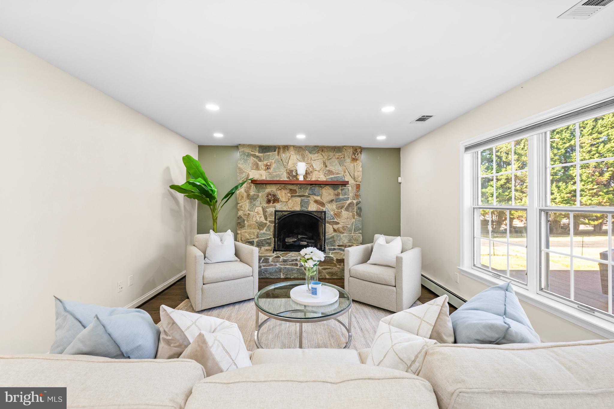 OLNEY ACRES - Residential