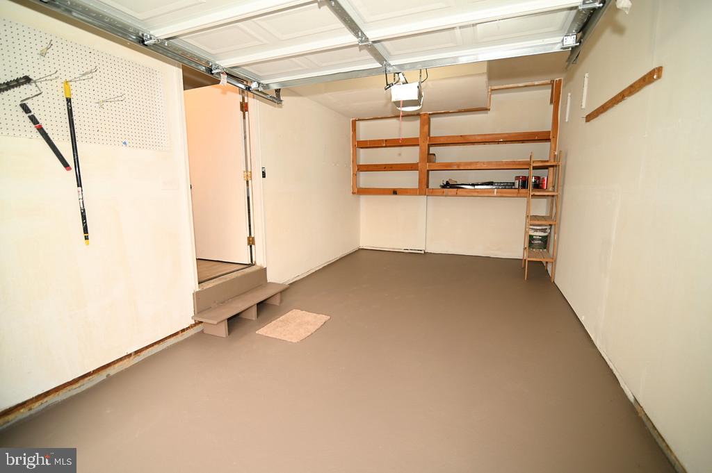 CARRIAGE HILL - Residential