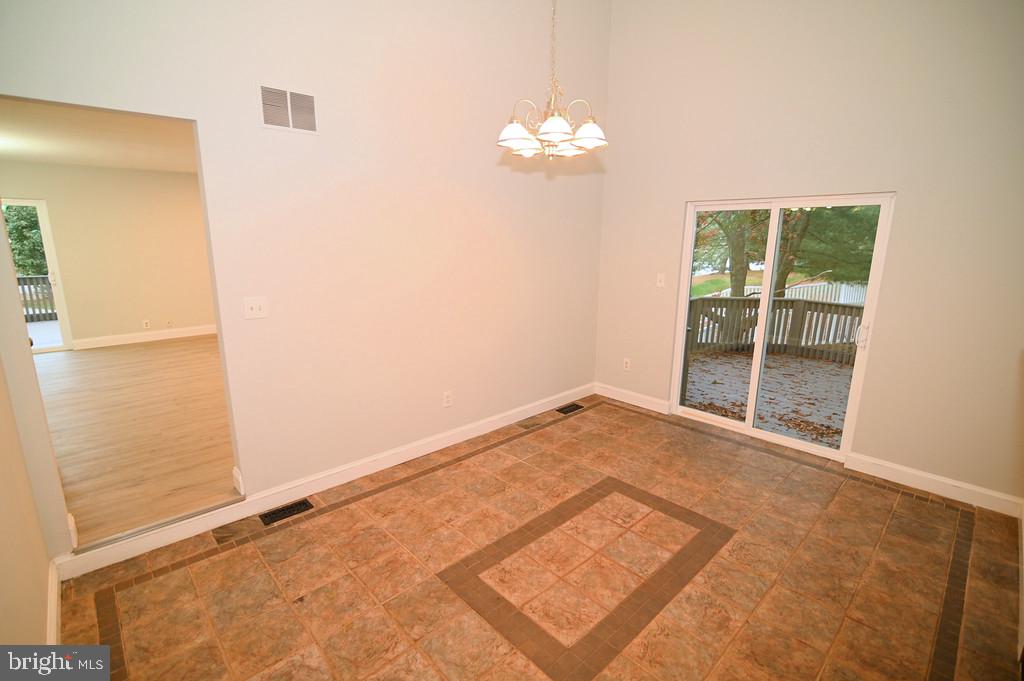 CARRIAGE HILL - Residential