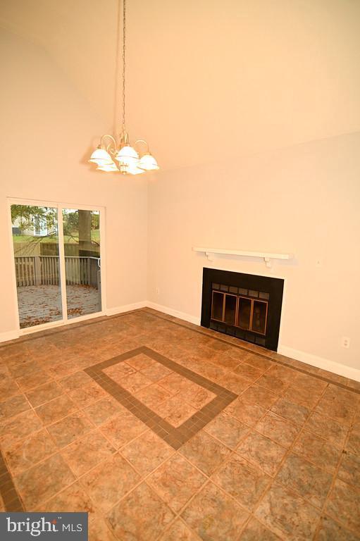 CARRIAGE HILL - Residential