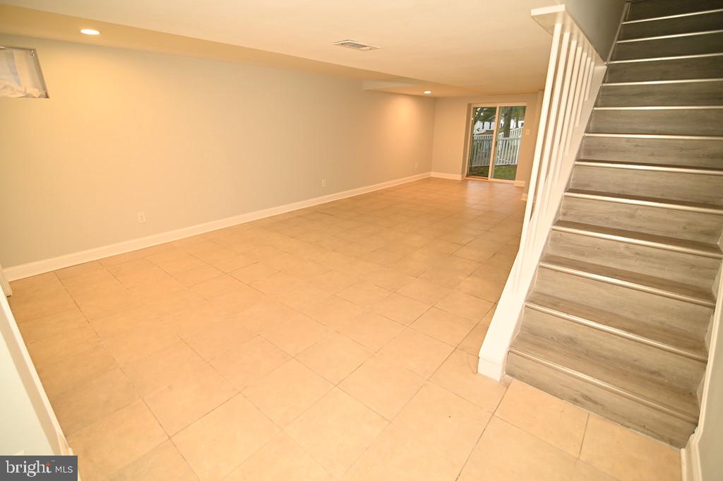 CARRIAGE HILL - Residential