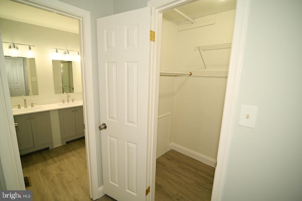 CARRIAGE HILL - Residential