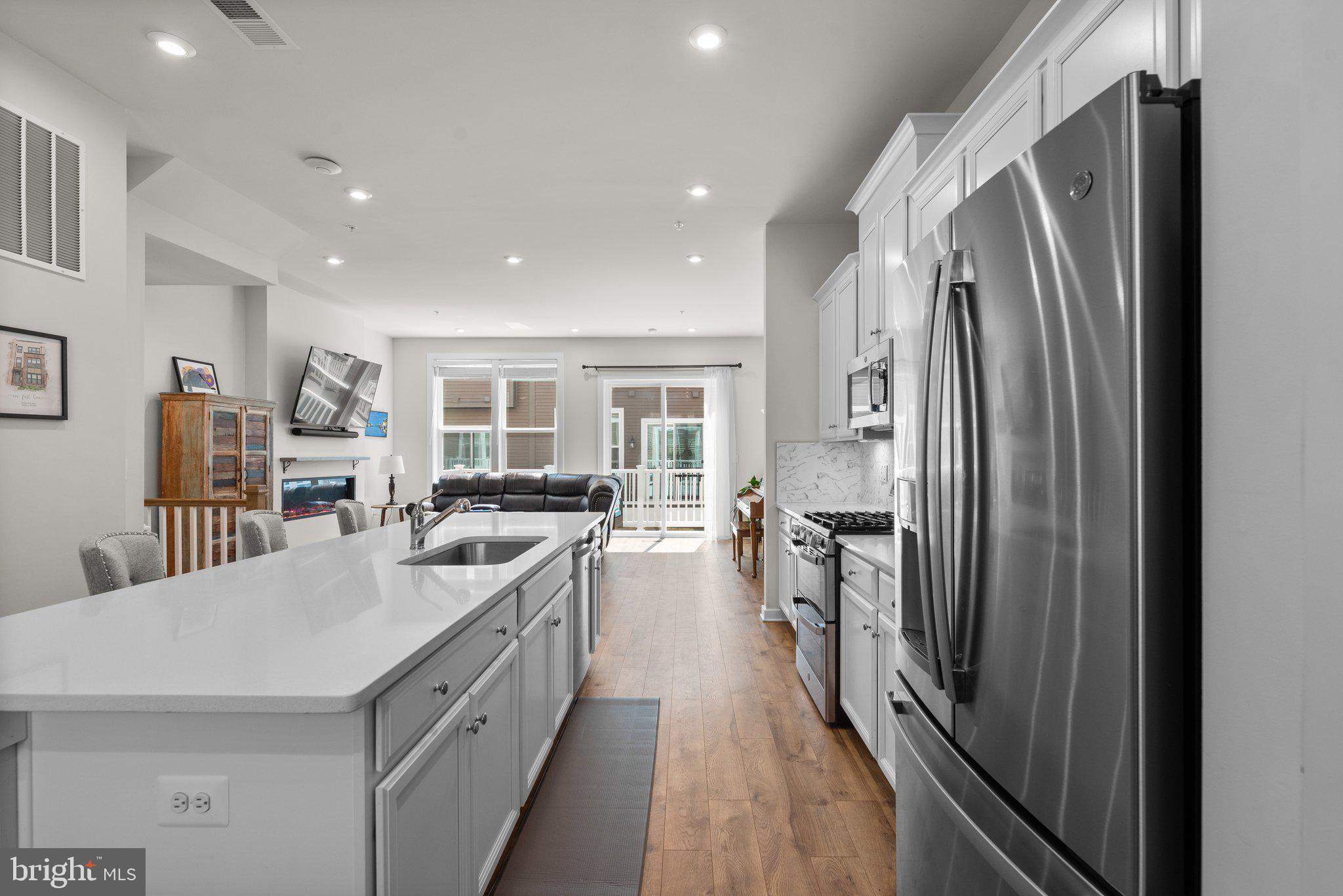 WESTSIDE AT SHADY GROVE - Residential