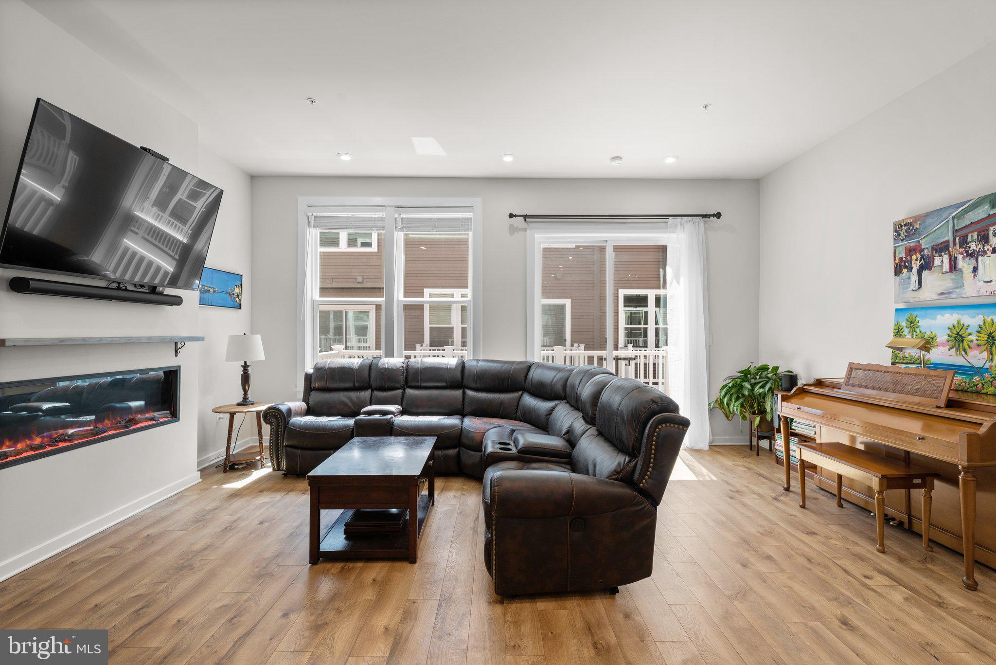 WESTSIDE AT SHADY GROVE - Residential