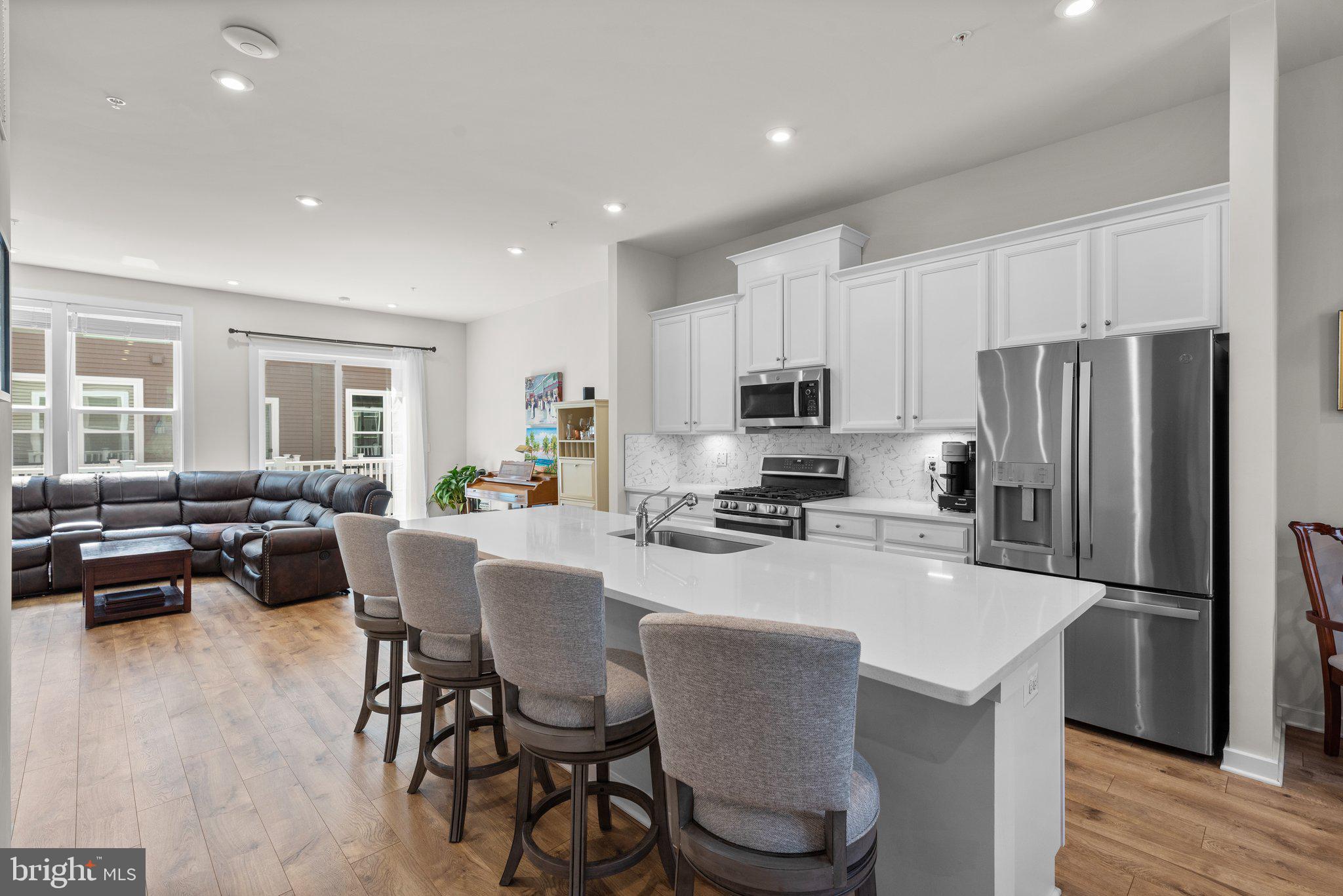 WESTSIDE AT SHADY GROVE - Residential