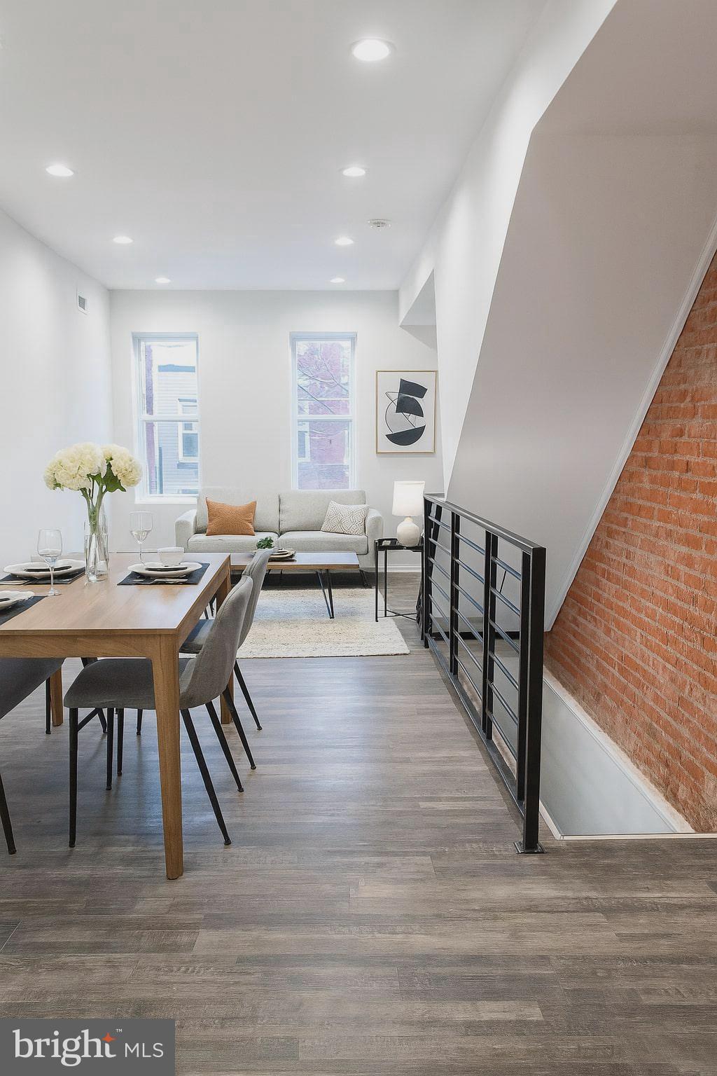 NORRIS SQUARE - Residential Lease