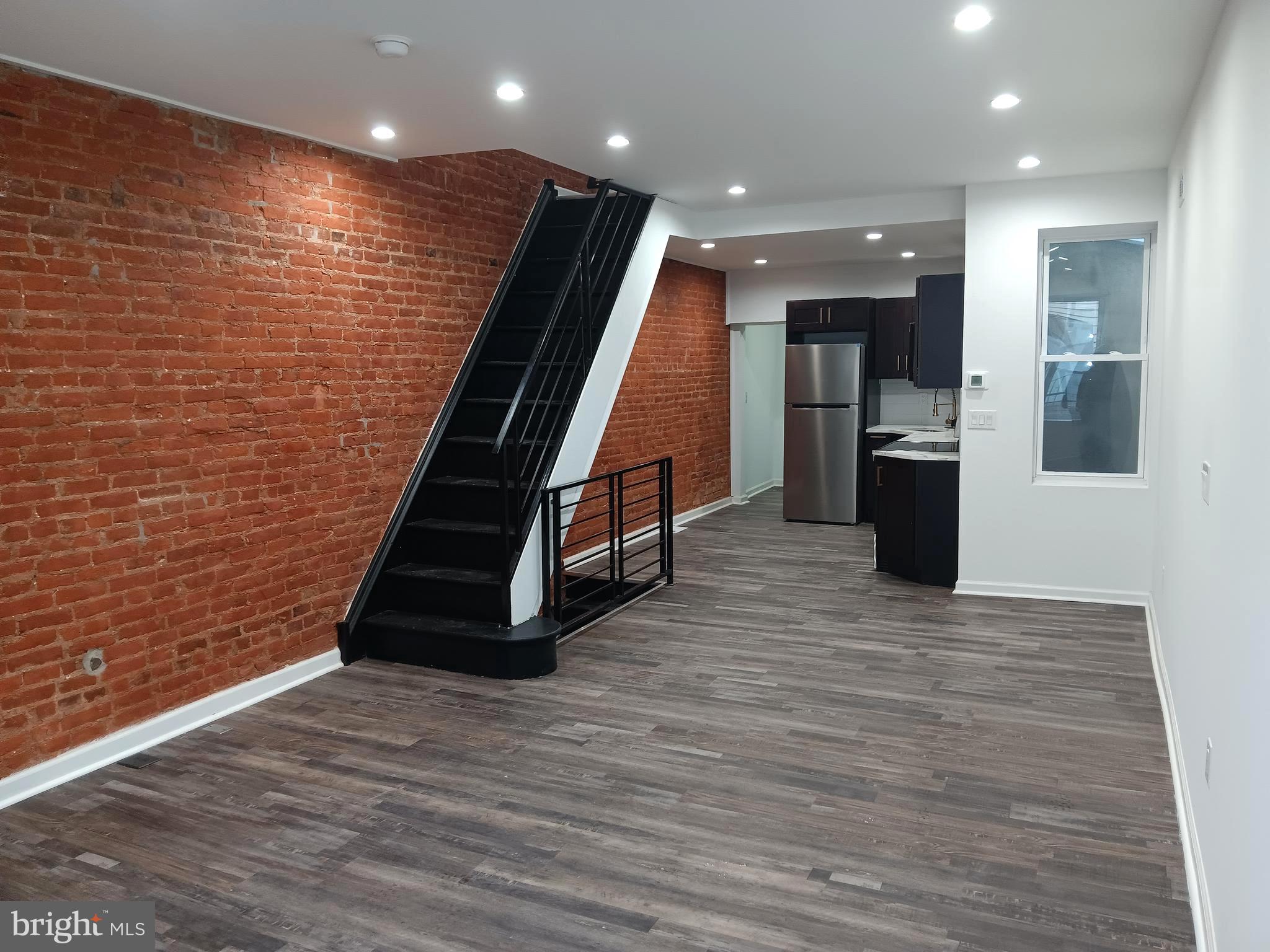 NORRIS SQUARE - Residential Lease