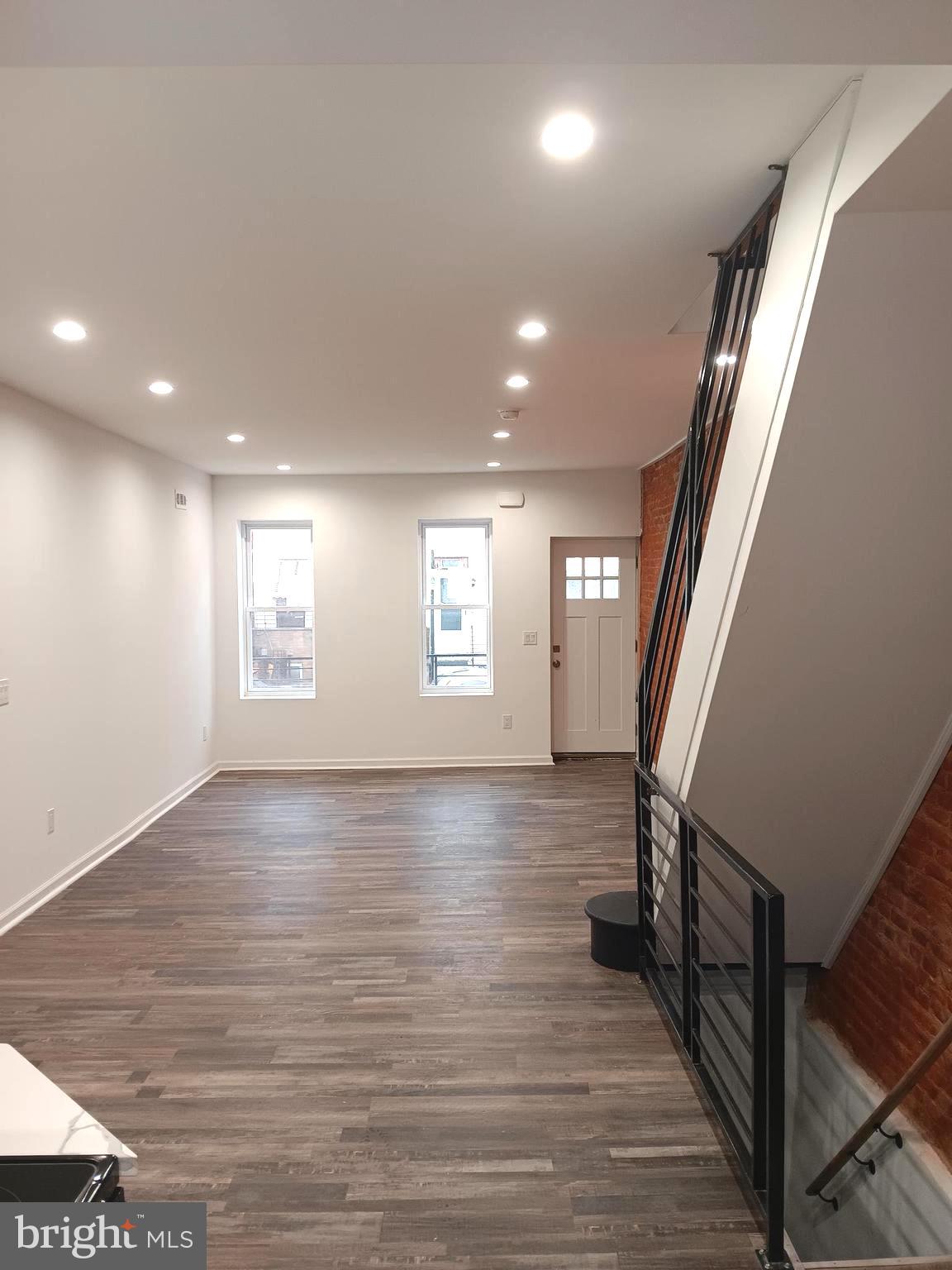 NORRIS SQUARE - Residential Lease