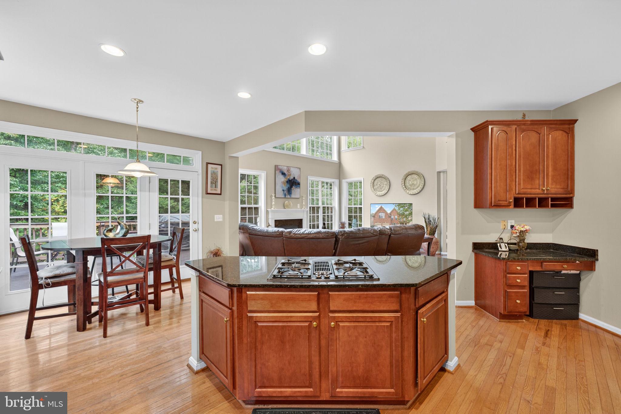 HOPEWELLS LANDING - Residential