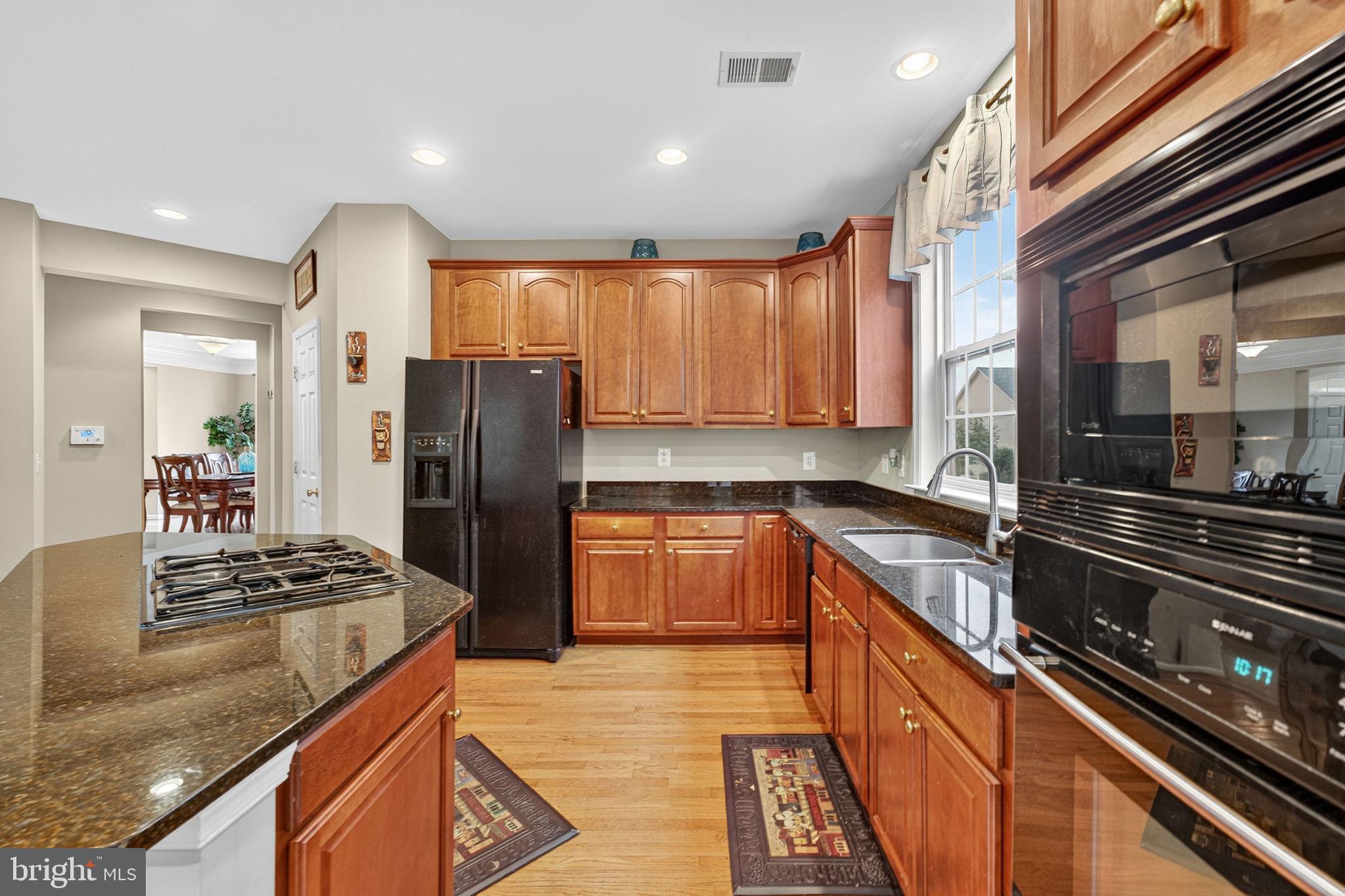 HOPEWELLS LANDING - Residential