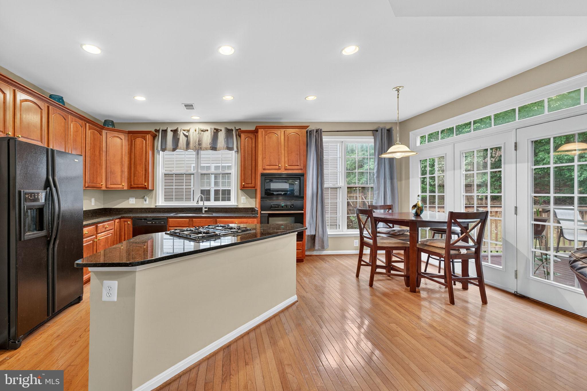 HOPEWELLS LANDING - Residential