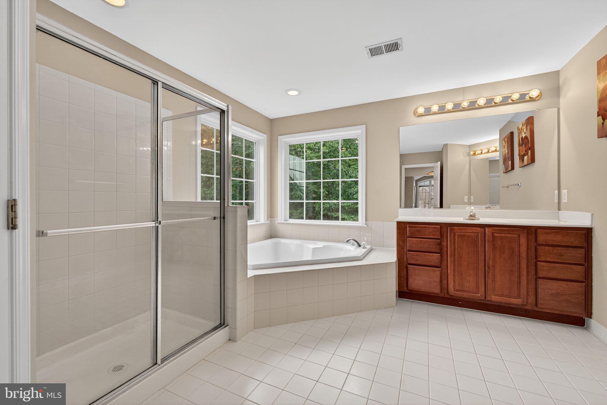 HOPEWELLS LANDING - Residential