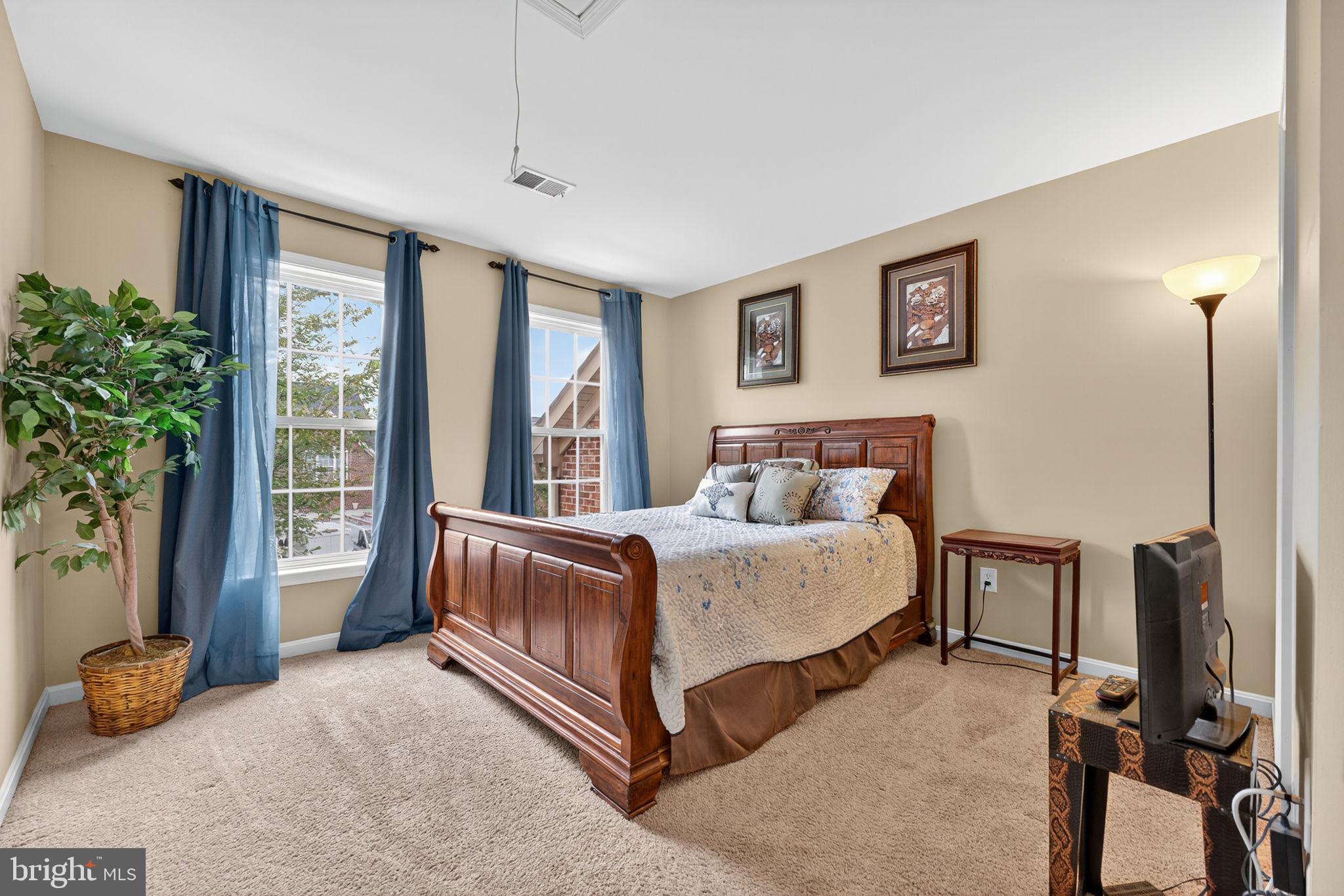 HOPEWELLS LANDING - Residential