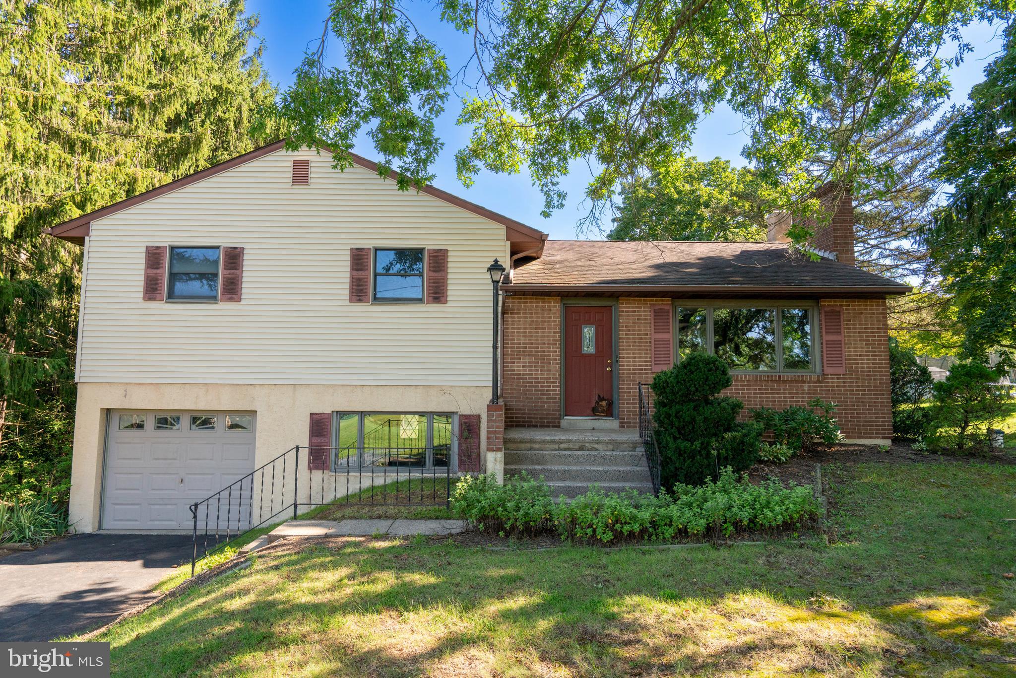 1121 CHURCH ROAD