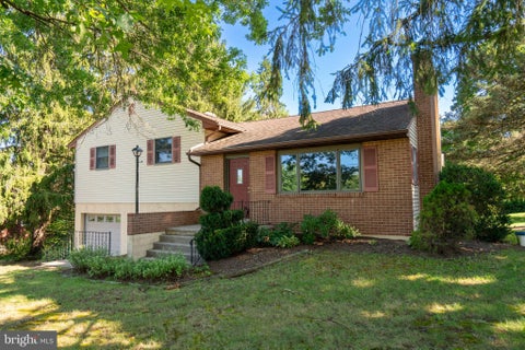 Homes For Sale - 1121 Church Road<br/> EAST GREENVILLE, PA 18041