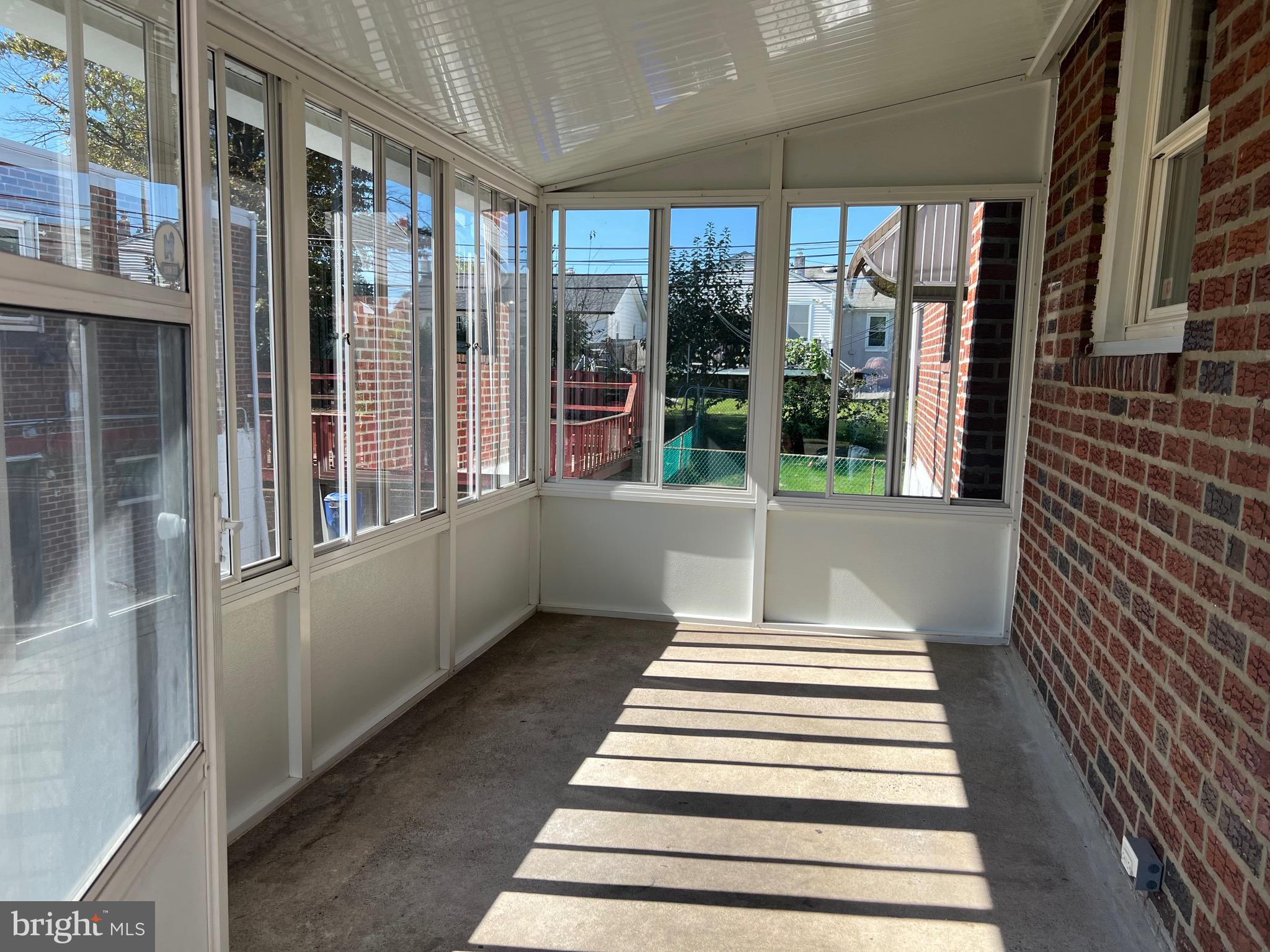 SOMERTON - Residential