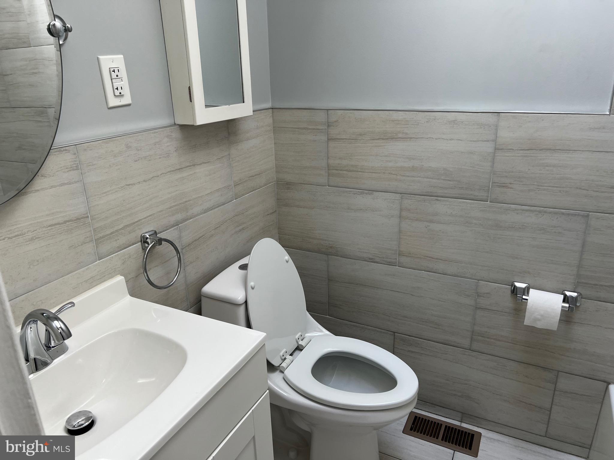 SOMERTON - Residential