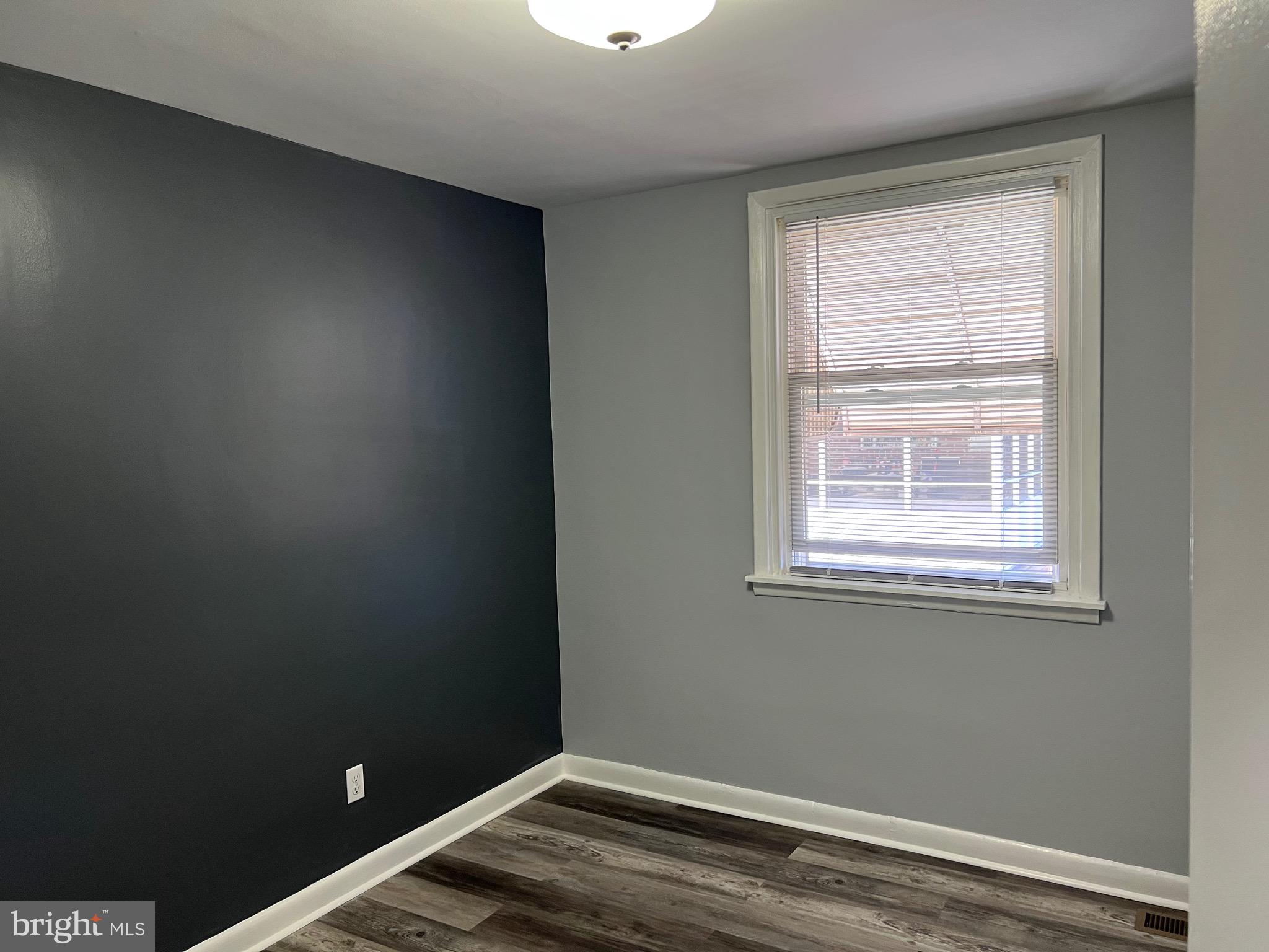 SOMERTON - Residential