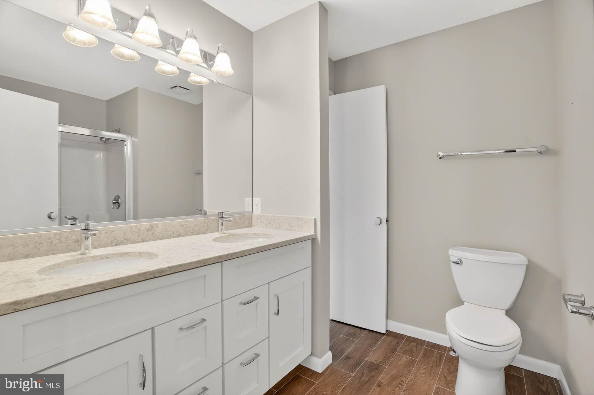 VILLAGE OF HICKORY RIDGE - Residential