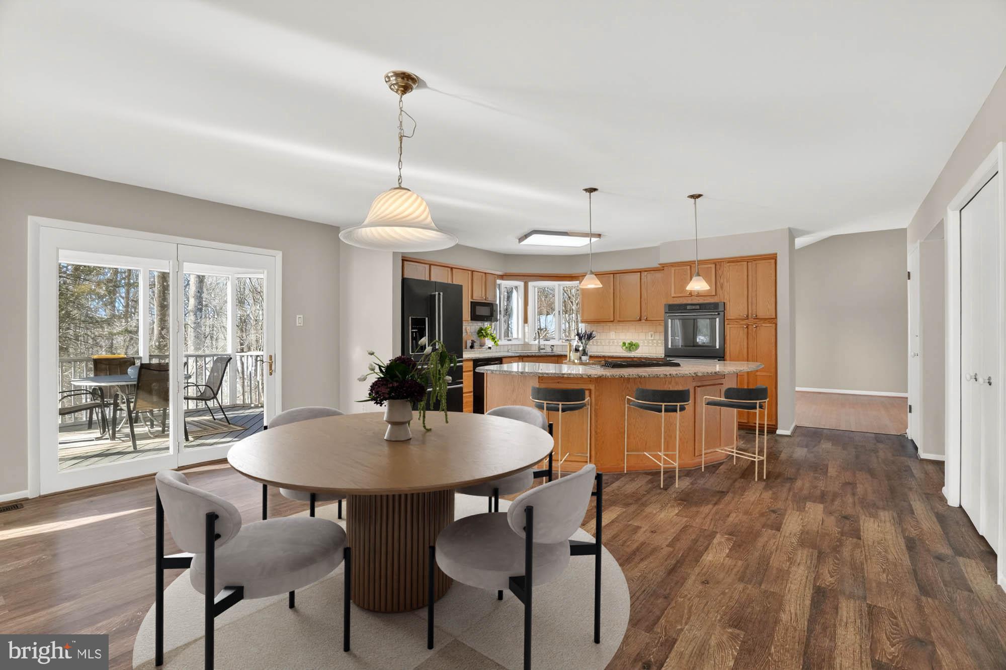 VILLAGE OF HICKORY RIDGE - Residential