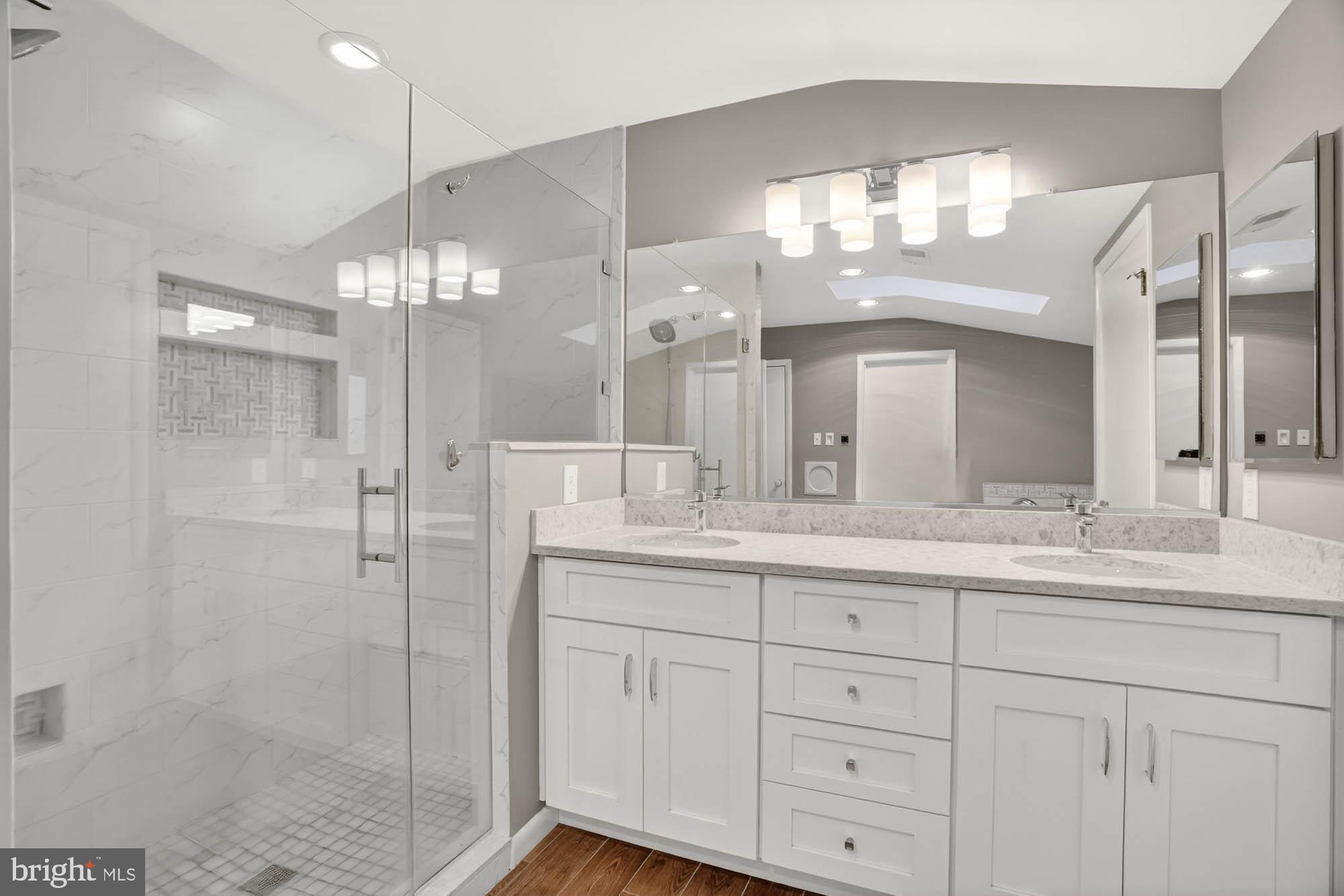 VILLAGE OF HICKORY RIDGE - Residential