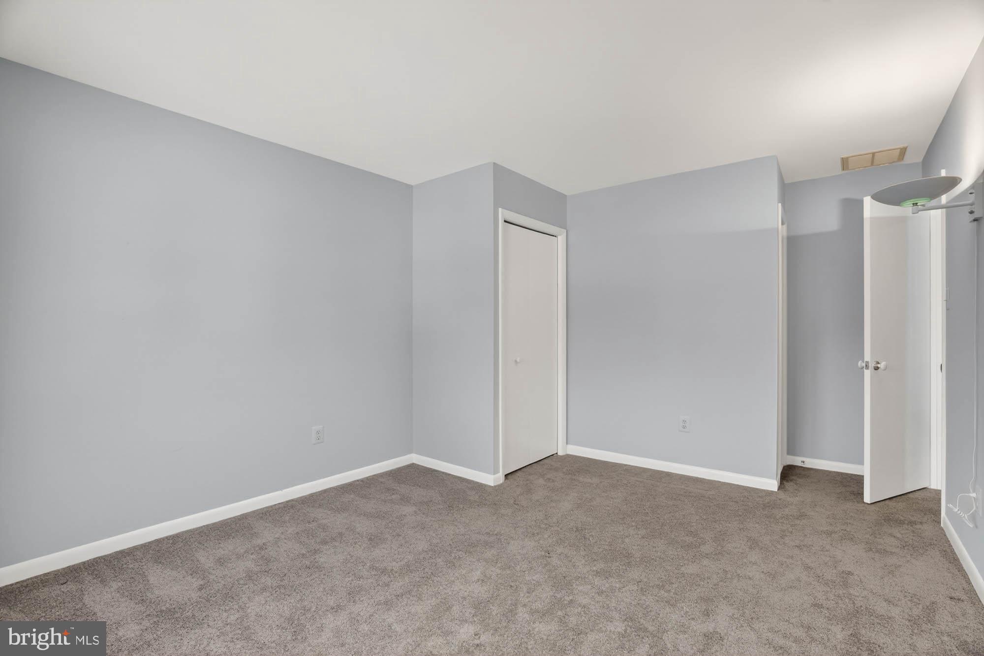 VILLAGE OF HICKORY RIDGE - Residential