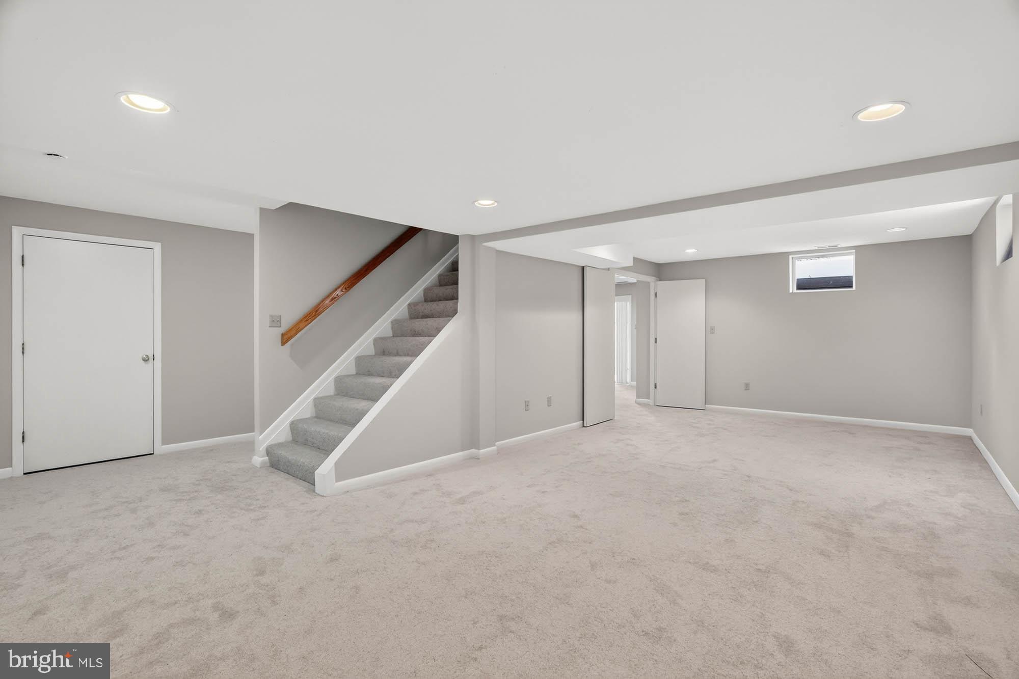 VILLAGE OF HICKORY RIDGE - Residential