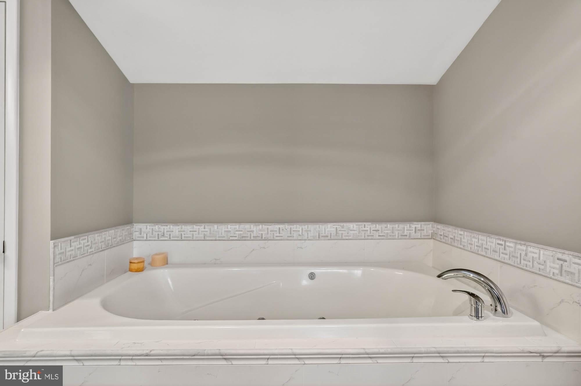 VILLAGE OF HICKORY RIDGE - Residential