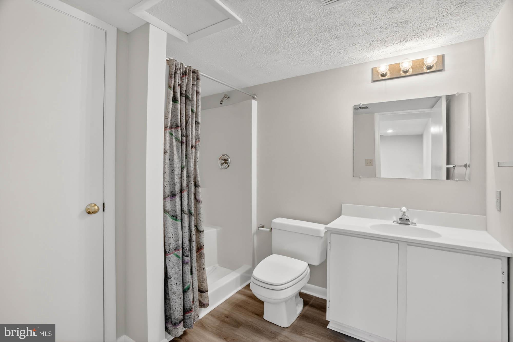 VILLAGE OF HICKORY RIDGE - Residential