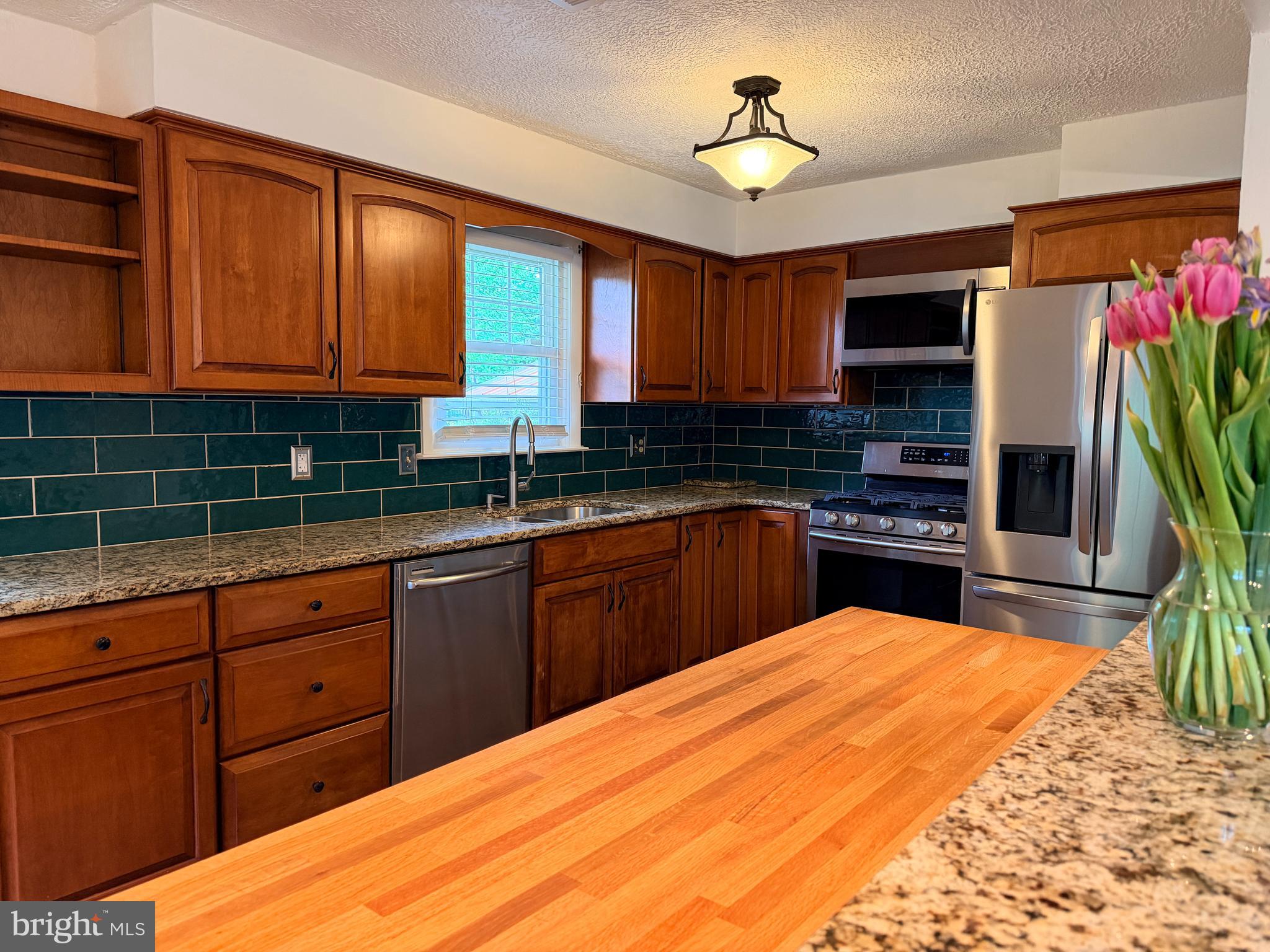 2505 HEPPLEWHITE DRIVE